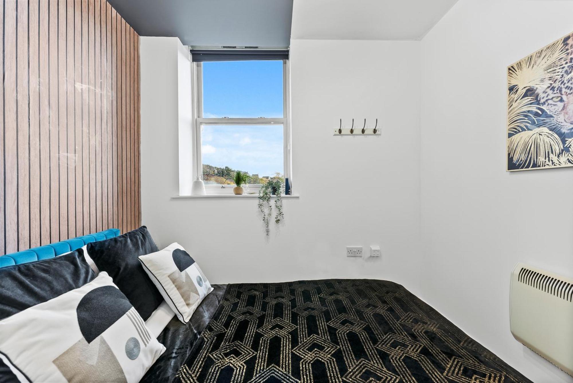 30 Percent Off! Lovely Yorkshire Duplex - Sleeps 6 - Netflix Dewsbury Exterior foto